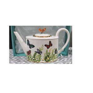 Wings Of Grace Porcelain Butterfly Teapot( This item is sold 'as is)